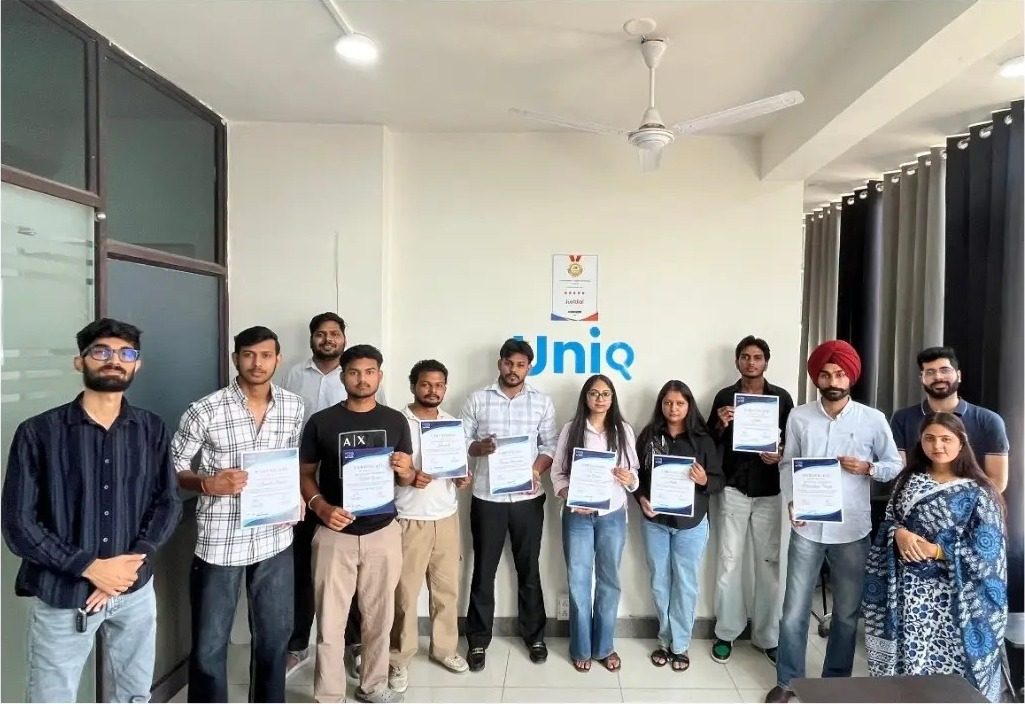 Uniq Shiksha students with their certificates at the Karnal centre